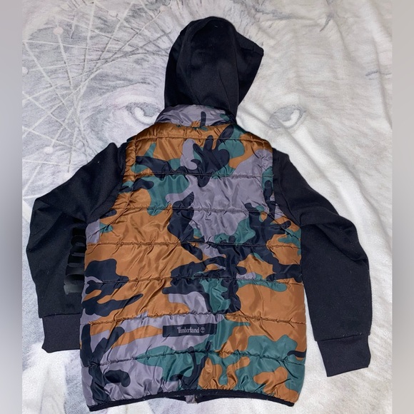 Kids Timberland Camo Hoodie Jacket - size 7/8 - Picture 2 of 4